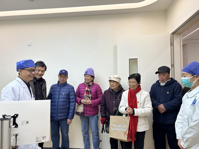 铭记历史 砥砺前行——918博天堂离退休党支部开展“传承优秀传统,弘扬优秀文化” 主题党日活动 第 5 张 铭记历史 砥砺前行——918博天堂离退休党支部开展“传承优秀传统,弘扬优秀文化” 主题党日活动 第 5 张