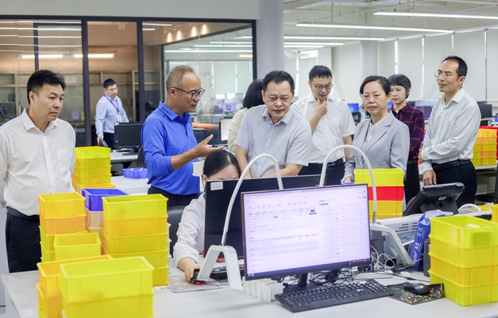 IMG_3914.jpg 918博天堂赴靖佳量子科技有限公司开展访企拓岗和调研活动 第 3 张