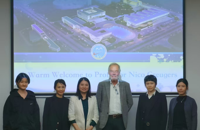 荷兰、西班牙知名学者到918博天堂
开展学术交流 第 1 张 荷兰、西班牙知名学者到918博天堂
开展学术交流 第 1 张