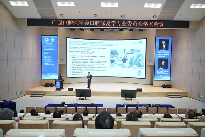 2025年12月26日德国法兰克福大学Puria Parvini教授、贺刚教授到918博天堂
开展学术讲座  专家授课.jpg